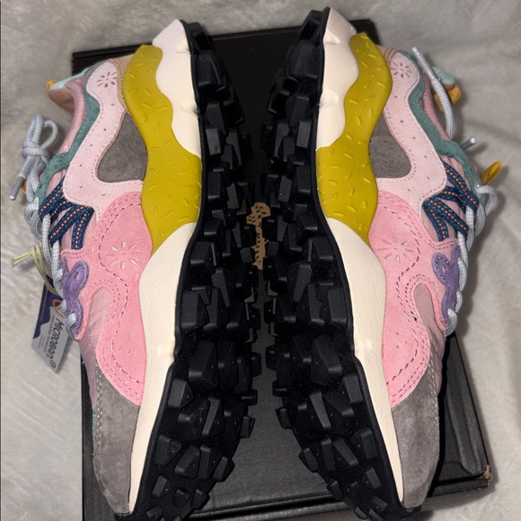 NWT Flower Mountain YAMANO 3 WOMAN
Suede technical fabric sneakers - Powder pink - Picture 14 of 15